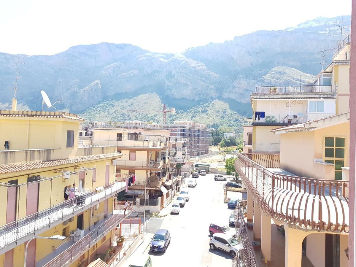 Maison Jolie Apartment Capaci Bagian luar foto